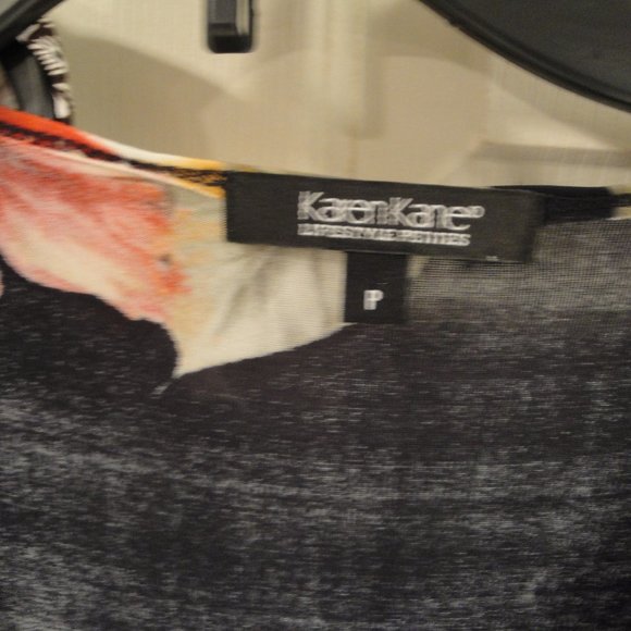 Karen Kane black floral dress size petite - Picture 5 of 5